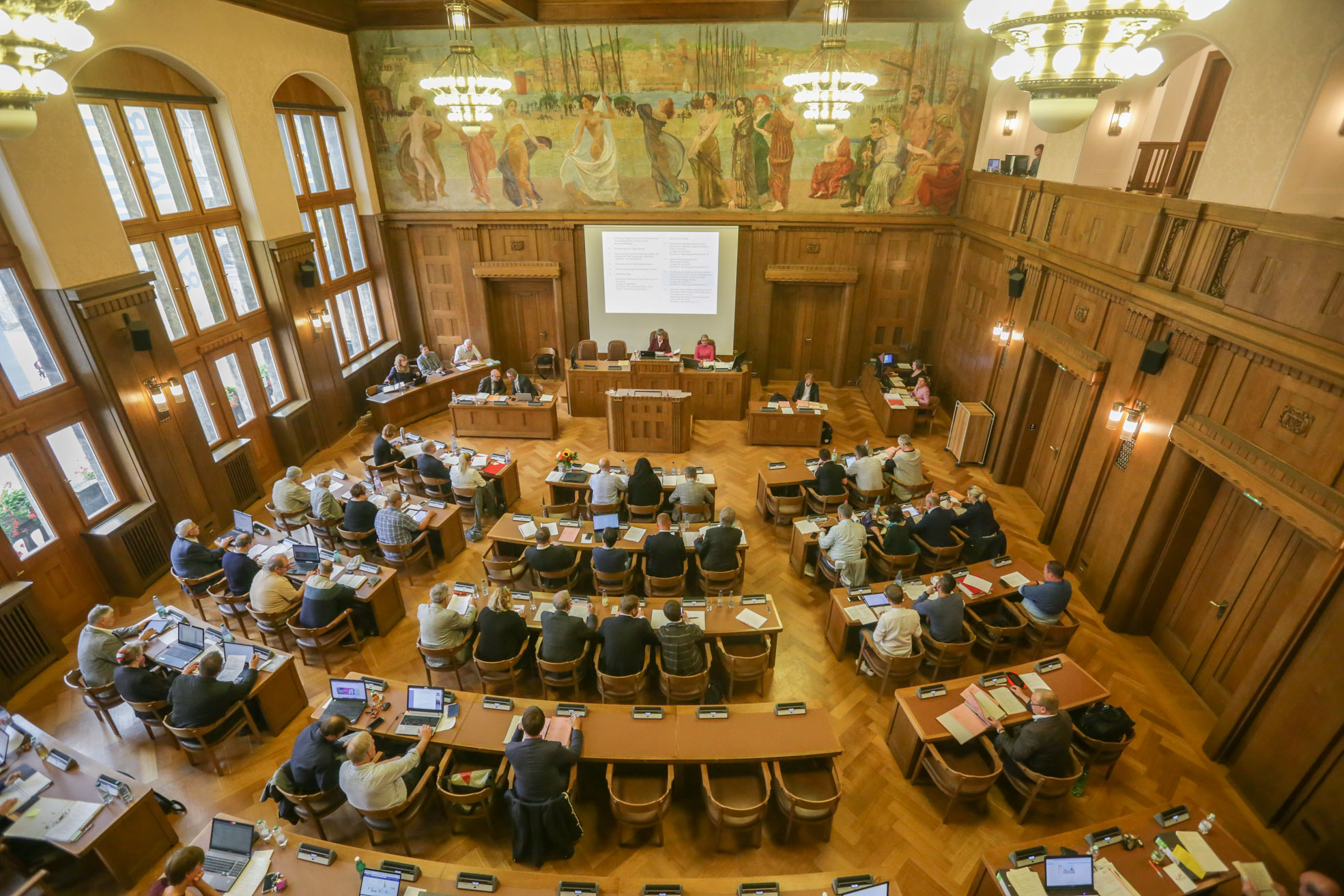 Zur Kommunalwahl entscheidet sich, wer in der nächsten Legislaturperiode im Chemnitzer Stadtrat sitzt.