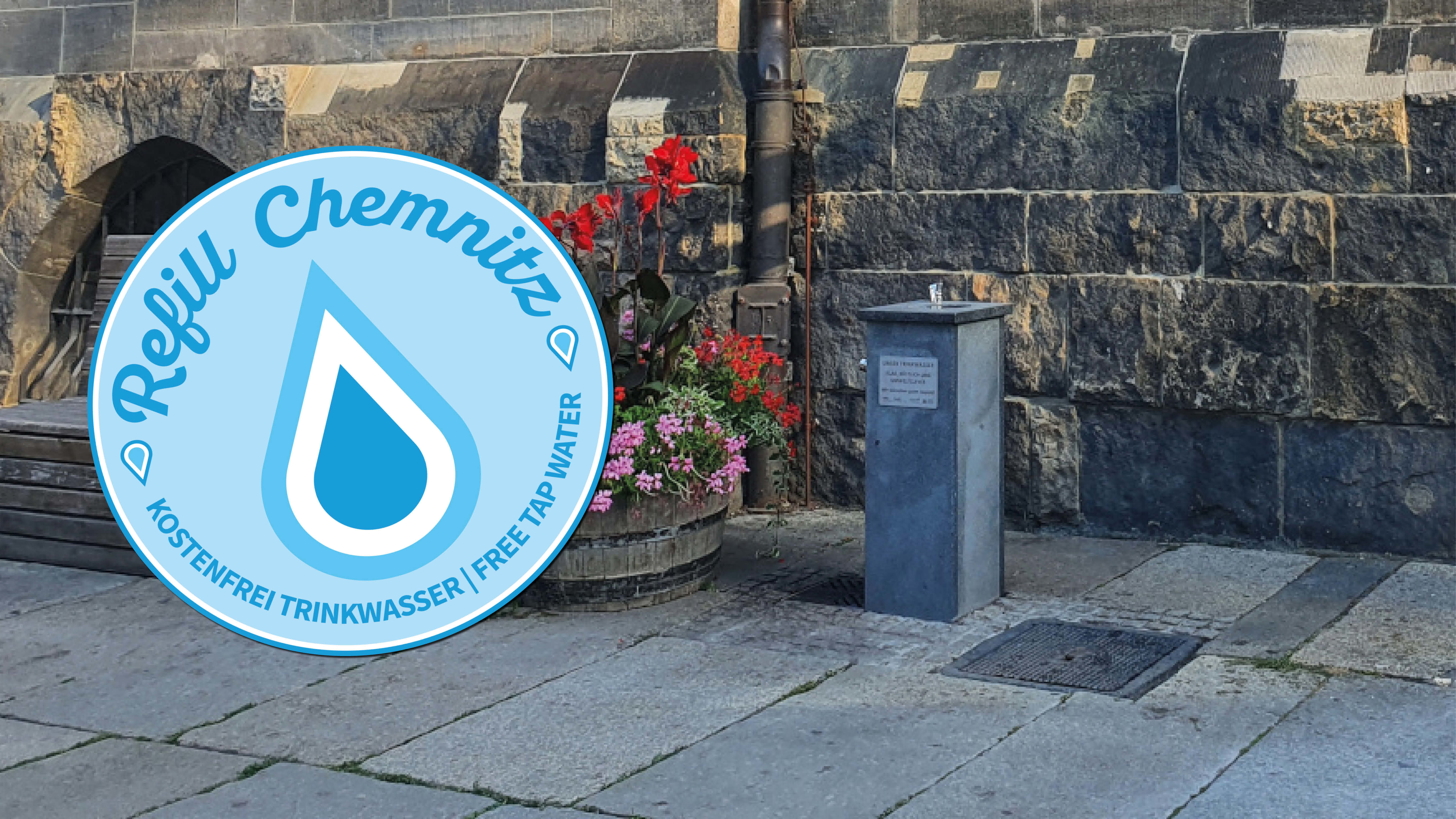 Trinkwasserbrunnen am Markt mit Refill-Logo